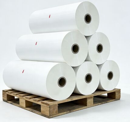 물 및 자외선 저항성 매트 라미네이션 필름, 이중 면 코로나 처리 및 17-45 미크론 두께로 지속 가능한 표면 마무리