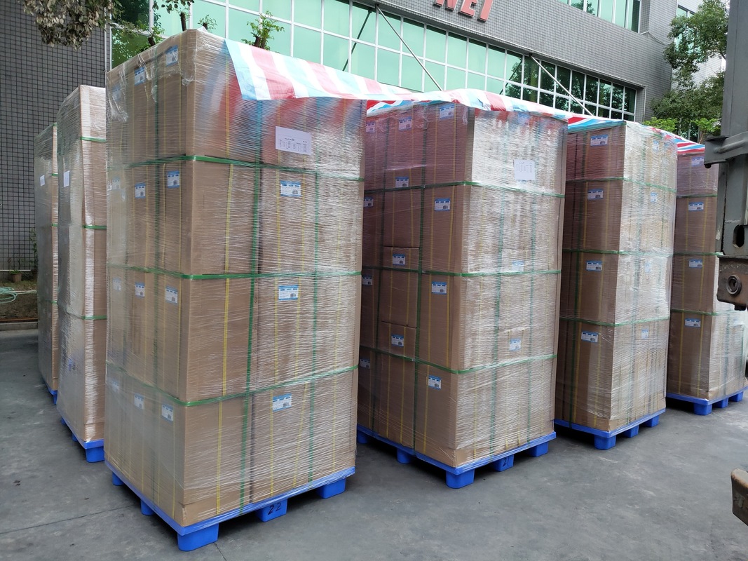 첨단 폴리머 접착 매트릭스 및 광학 공학 PET 레이어와 함께 열 라미네이션 필름