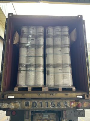 금속화 된 PET 필름, 110°C까지 열 저항성, 화학 저항성, 포장 및 라미네이션을 위한 부드러운 반사 표면